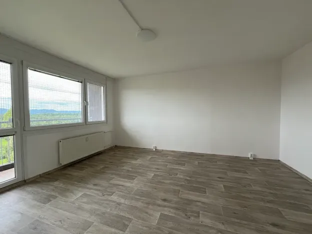 Pronájem bytu 3+1, Česká Lípa, Okružní, 74 m2