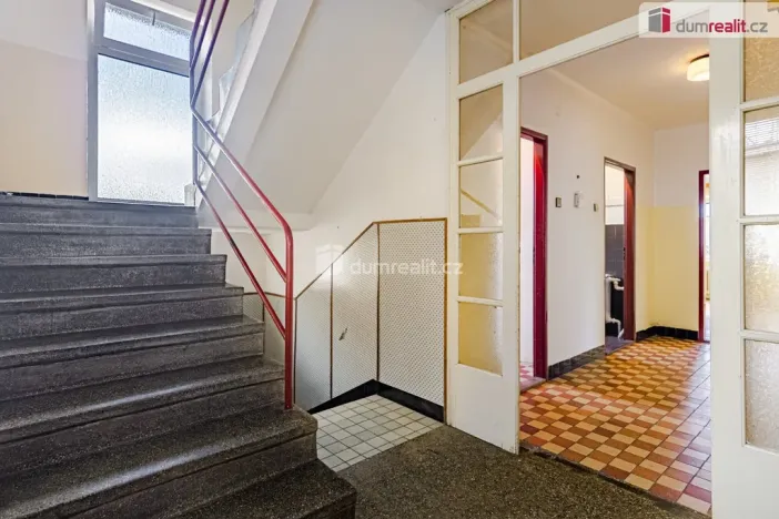 Prodej rodinného domu, Uhlířské Janovice, Tylova, 160 m2