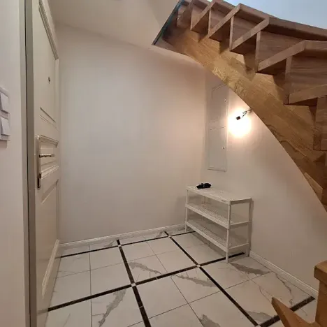 Pronájem bytu 2+1, Praha - Karlín, Březinova, 90 m2