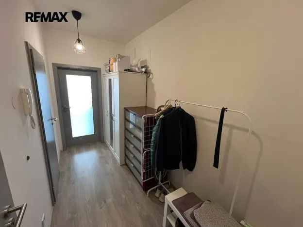 Pronájem bytu 1+kk, Chýně, Premonstrátů, 36 m2