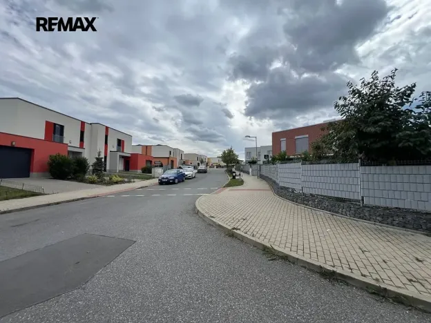 Pronájem bytu 1+kk, Chýně, Premonstrátů, 36 m2