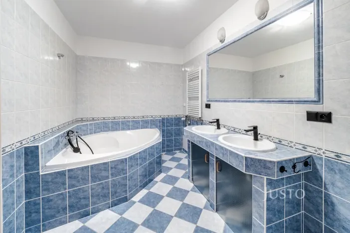 Prodej bytu 3+kk, České Budějovice - České Budějovice 6, Mánesova, 84 m2