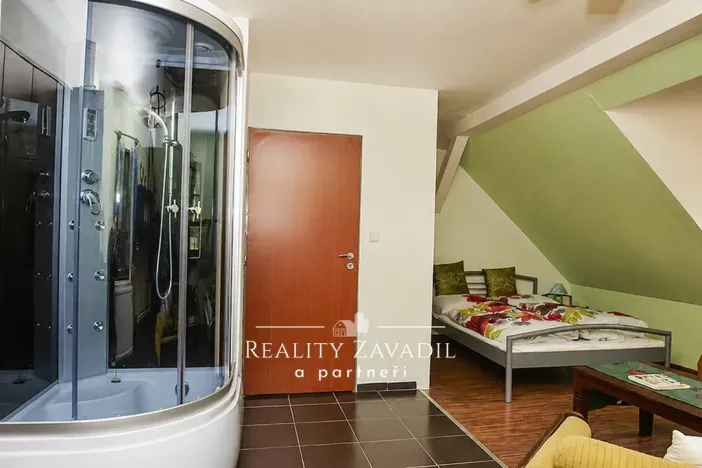 Prodej ubytování, Vysoká - Pitárné, 322 m2