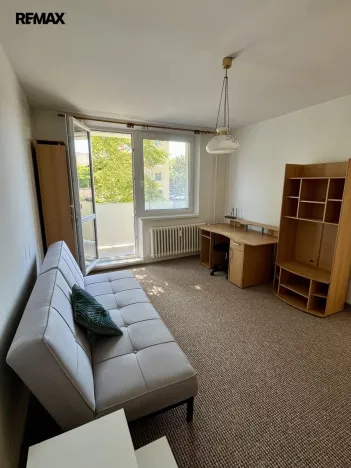 Pronájem bytu 1+1, Napajedla, Nábřeží, 35 m2