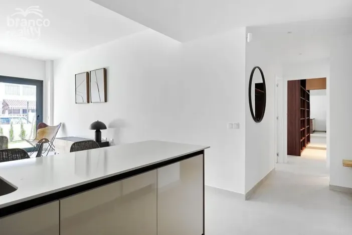 Prodej rodinného domu, Torrevieja, Alicante, Španělsko, 100 m2