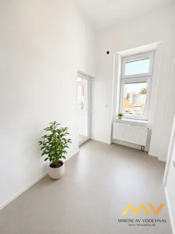 Pronájem bytu 3+1, Hradec Králové - Pražské Předměstí, Dukelská třída, 129 m2
