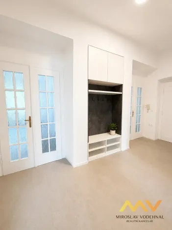Pronájem bytu 3+1, Hradec Králové - Pražské Předměstí, Dukelská třída, 129 m2