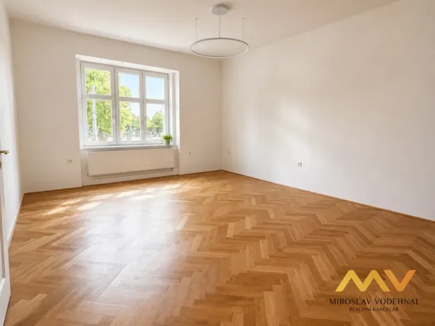 Pronájem bytu 3+1, Hradec Králové - Pražské Předměstí, Dukelská třída, 129 m2