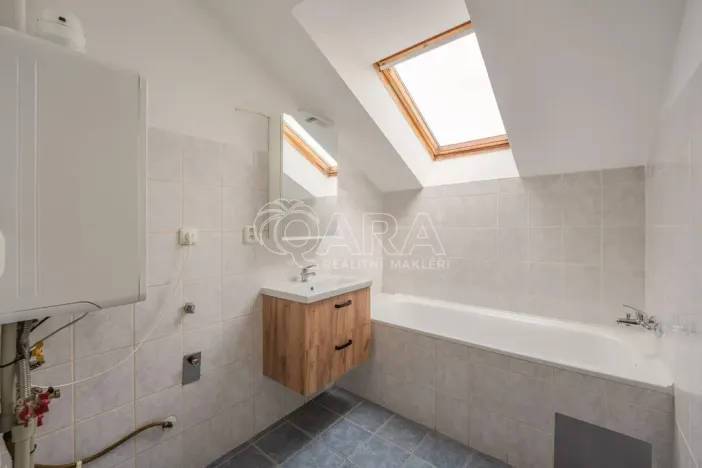 Prodej bytu 1+kk, Písek - Václavské Předměstí, Hostivítova, 30 m2