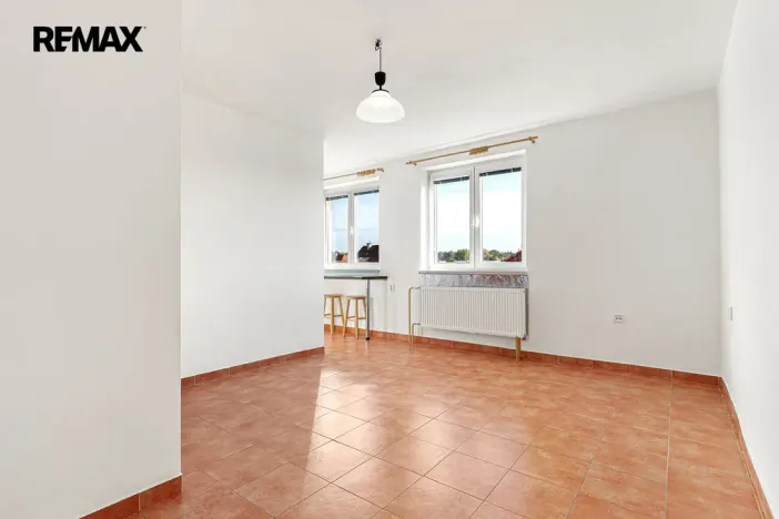 Pronájem bytu 1+kk, Pardubice - Černá za Bory, Na Vsi, 30 m2