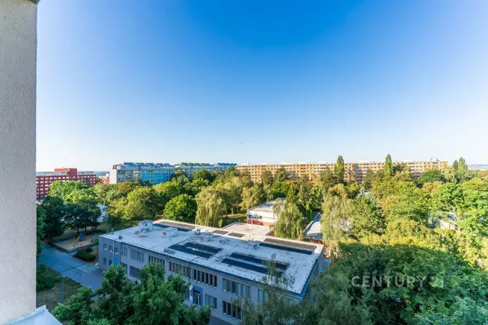 Pronájem bytu 2+kk, Praha - Prosek, Vysočanská, 45 m2