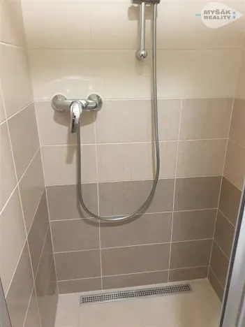 Pronájem bytu 1+1, Praha - Hodkovičky, Klánova, 29 m2