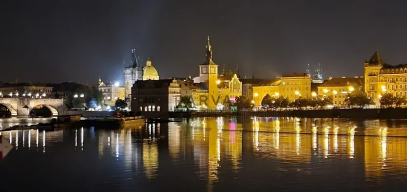 Pronájem bytu 1+kk, Praha - Malá Strana, Všehrdova, 25 m2