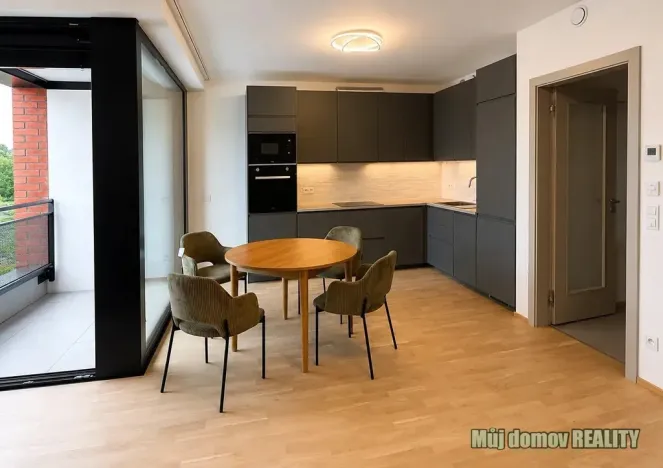 Pronájem bytu 2+kk, Praha - Žižkov, Hartigova, 55 m2