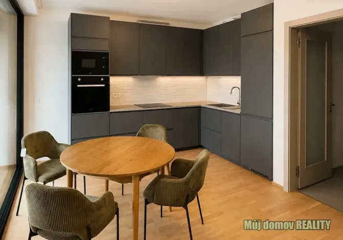 Pronájem bytu 2+kk, Praha - Žižkov, Hartigova, 55 m2