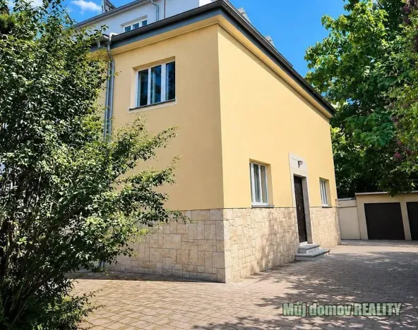 Pronájem bytu 1+kk, Praha - Libeň, 30 m2