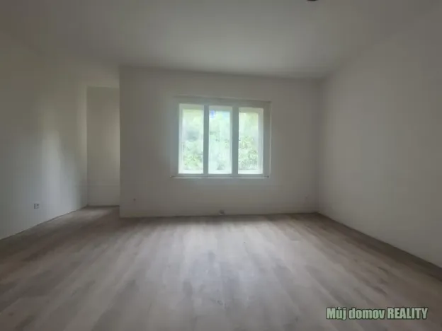Pronájem bytu 1+kk, Praha - Libeň, 30 m2