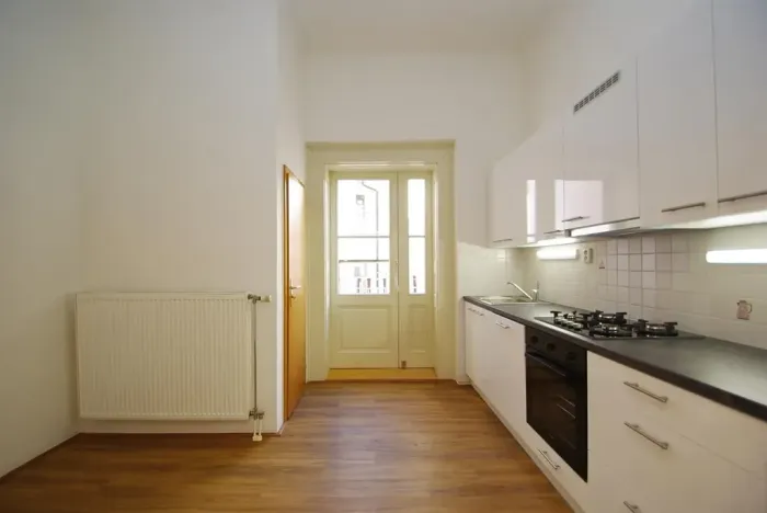 Pronájem bytu 3+1, Praha - Smíchov, V lesíčku, 104 m2