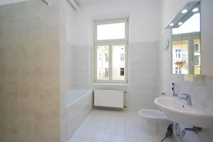 Pronájem bytu 3+1, Praha - Smíchov, V lesíčku, 104 m2