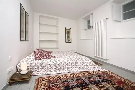 Pronájem bytu 2+1, Praha - Malá Strana, Vlašská, 73 m2