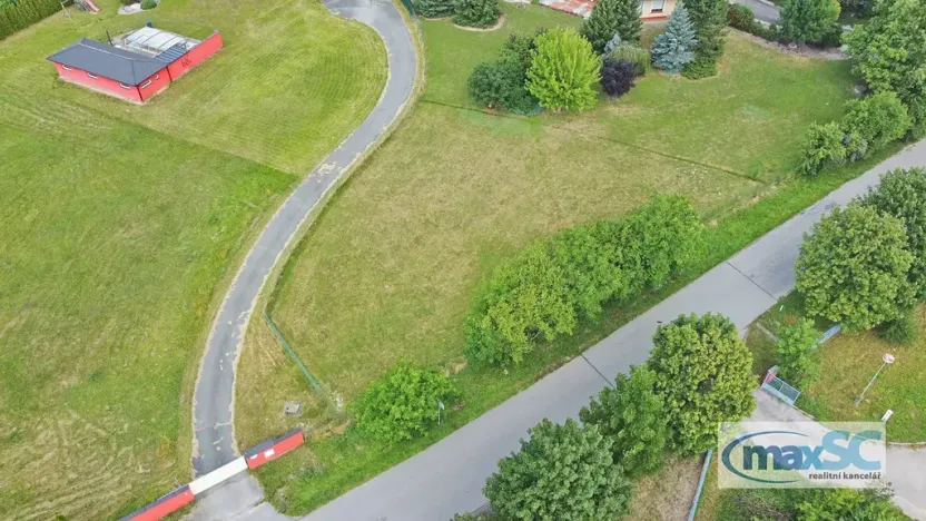 Prodej pozemku pro bydlení, Holice, Pod Parkem, 976 m2