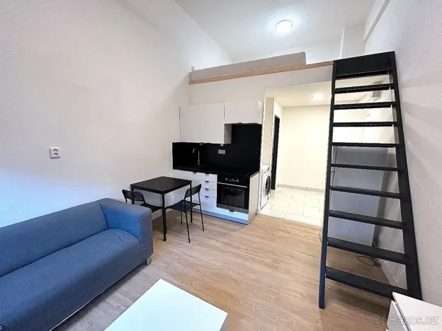 Pronájem bytu 1+kk, Praha - Radotín, Vrážská, 26 m2