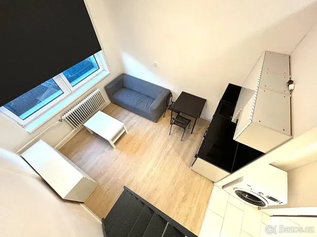 Pronájem bytu 1+kk, Praha - Radotín, Vrážská, 26 m2