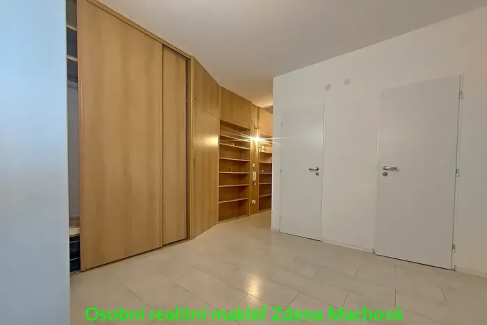 Pronájem bytu 3+kk, Praha - Háje, Brechtova, 67 m2
