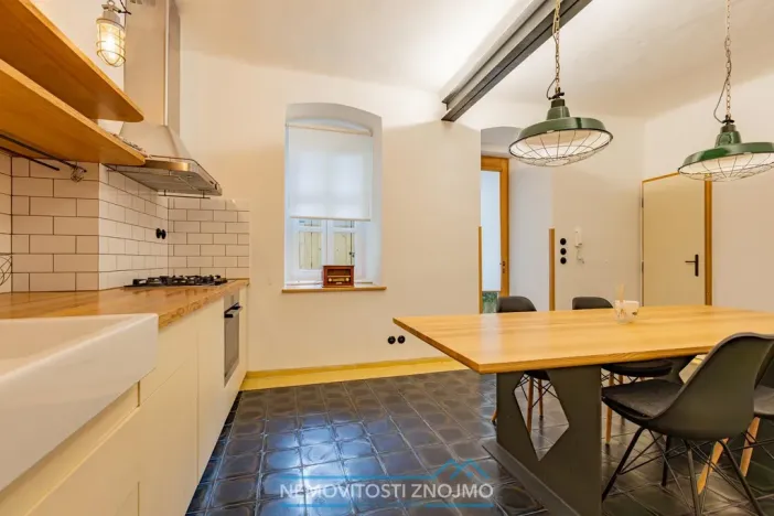 Pronájem bytu 2+kk, Znojmo, Na Kopečku, 59 m2