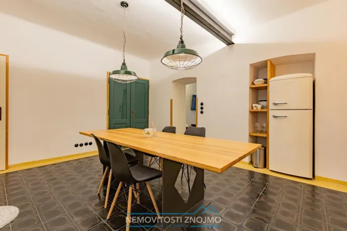 Pronájem bytu 2+kk, Znojmo, Na Kopečku, 59 m2