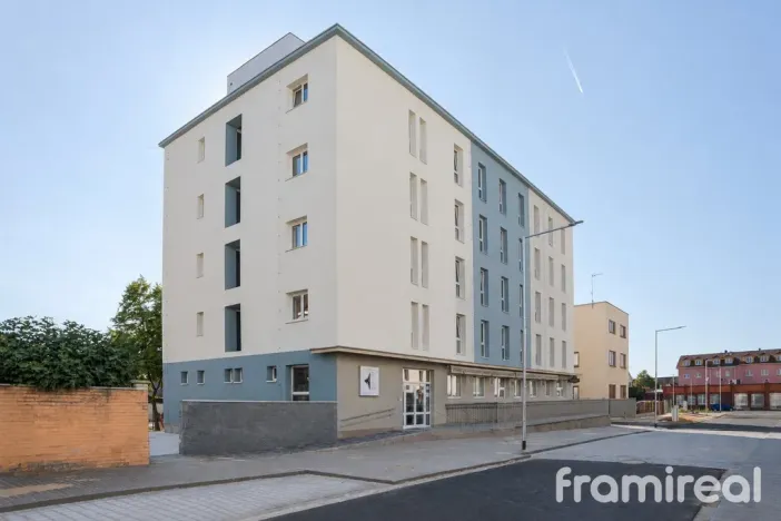 Pronájem bytu 1+kk, Veselí nad Moravou, náměstí Míru, 26 m2