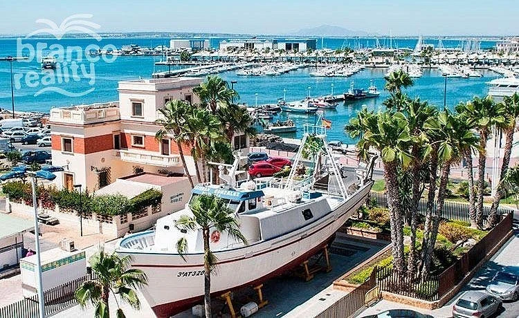 Prodej bytu 4+kk, Santa Pola, Alicante, Španělsko, 148 m2