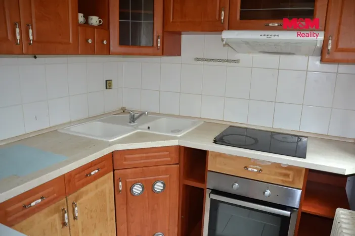Prodej rodinného domu, Hronov - Velký Dřevíč, 250 m2