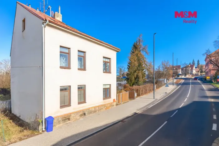 Prodej bytu 3+1, Jaroměř - Pražské Předměstí, Husova, 124 m2