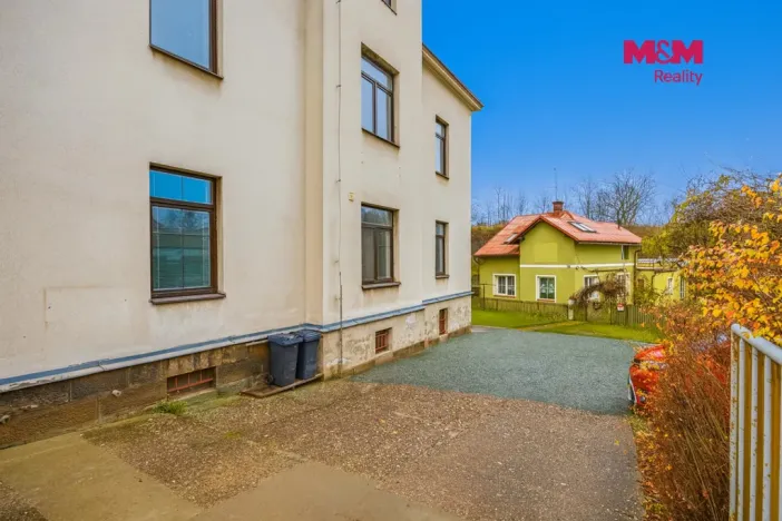 Prodej bytu 3+1, Jaroměř - Pražské Předměstí, Husova, 124 m2