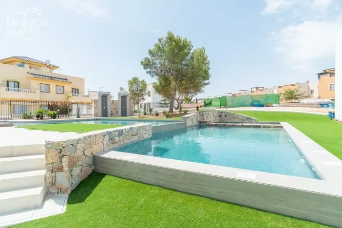 Prodej rodinného domu, Torrevieja, Alicante, Španělsko, 82 m2