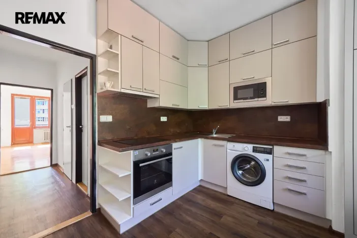 Prodej bytu 2+1, Náchod, Komenského, 58 m2