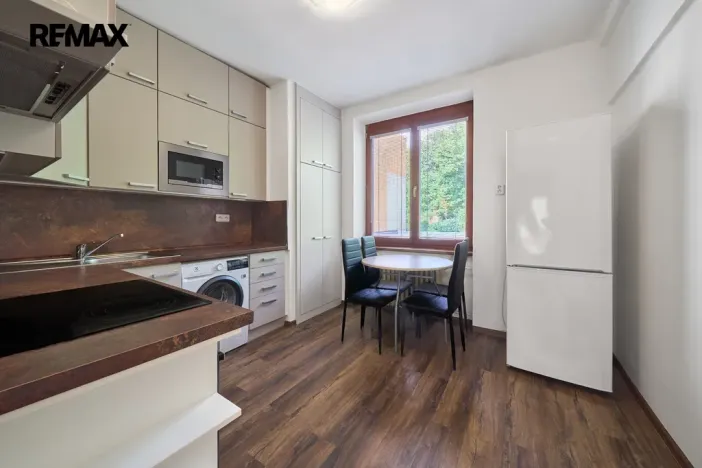 Prodej bytu 2+1, Náchod, Komenského, 58 m2