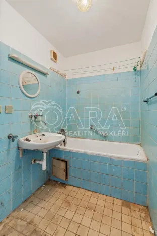 Prodej bytu 2+kk, Praha - Libeň, K Okrouhlíku, 42 m2