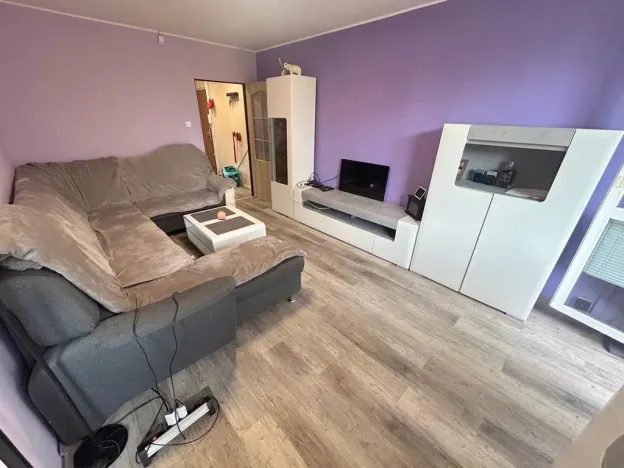 Pronájem bytu 3+1, Praha - Kobylisy, Mirovická, 78 m2