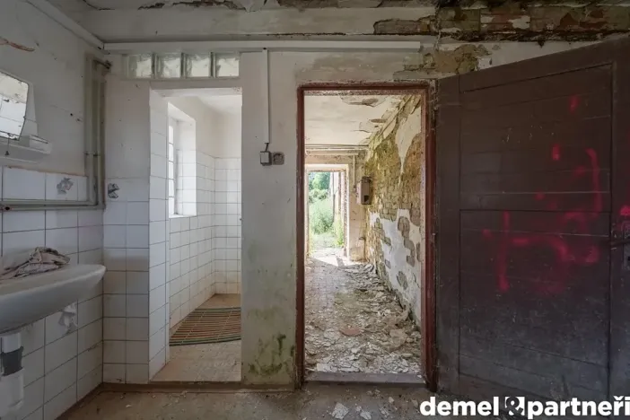 Prodej zemědělského objektu, Korouhev, 1400 m2