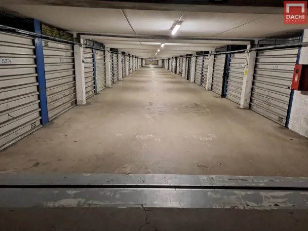 Pronájem garáže, Olomouc, Okružní, 18 m2