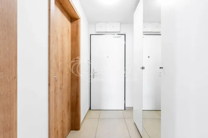 Pronájem bytu 1+kk, Praha - Strašnice, Štěchovická, 42 m2