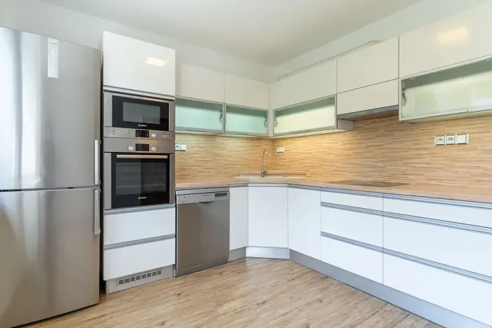 Prodej bytu 4+1, Zlín, Okružní, 88 m2