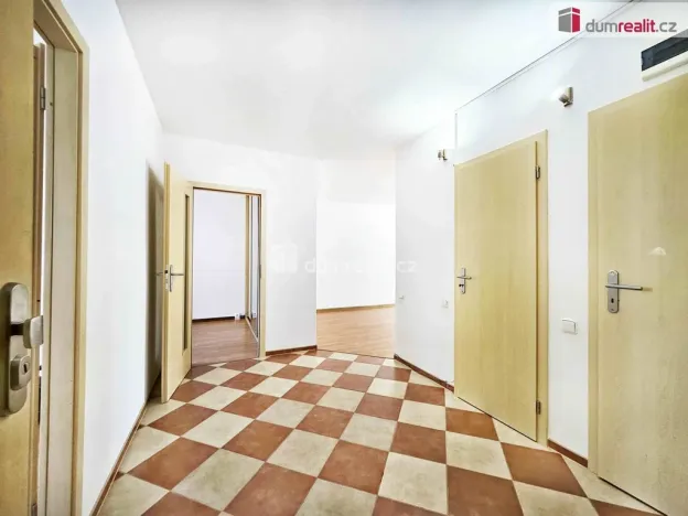 Prodej bytu 3+1, Lovosice, Dlouhá, 68 m2