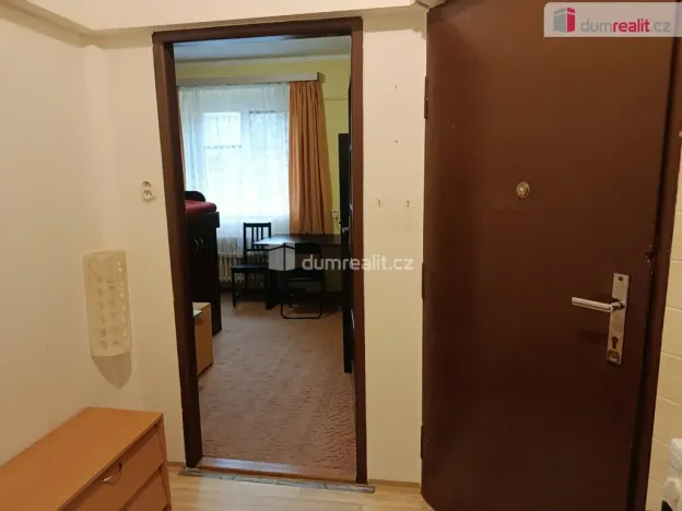 Pronájem bytu 1+kk, Praha - Liboc, Nová Šárka, 28 m2