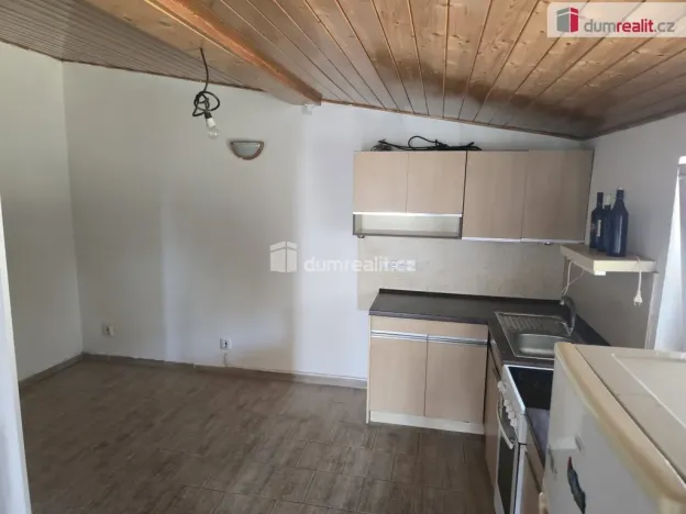 Prodej rodinného domu, Vinařice, 140 m2