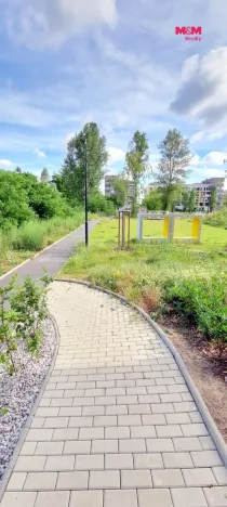 Pronájem garážového stání, Praha - Modřany, Mezi vodami, 12 m2