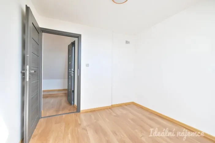 Pronájem bytu 5+1, Ořechov, Polní, 150 m2