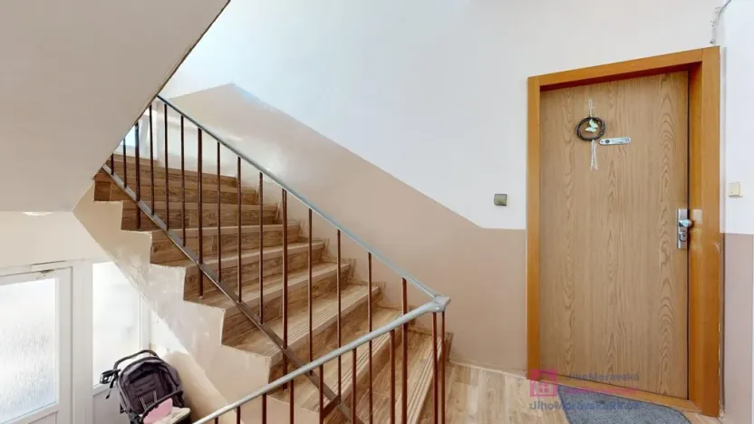 Prodej bytu 2+1, Rakvice, Družstevní, 59 m2